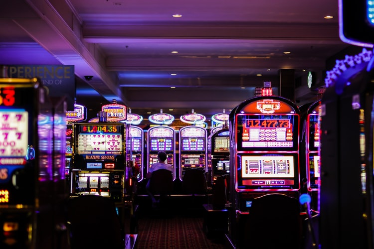 From Casino Floors to Mobile Screens Slot Mania